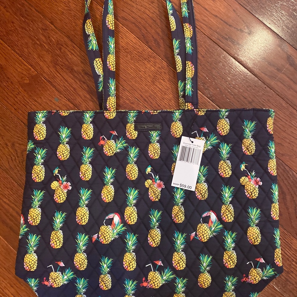 NWT Vera Bradley Toucan Party Essential Tote